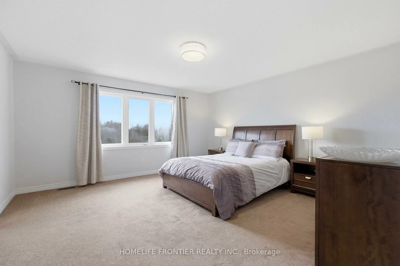 475, Kwapis, Woodland Hill, Newmarket