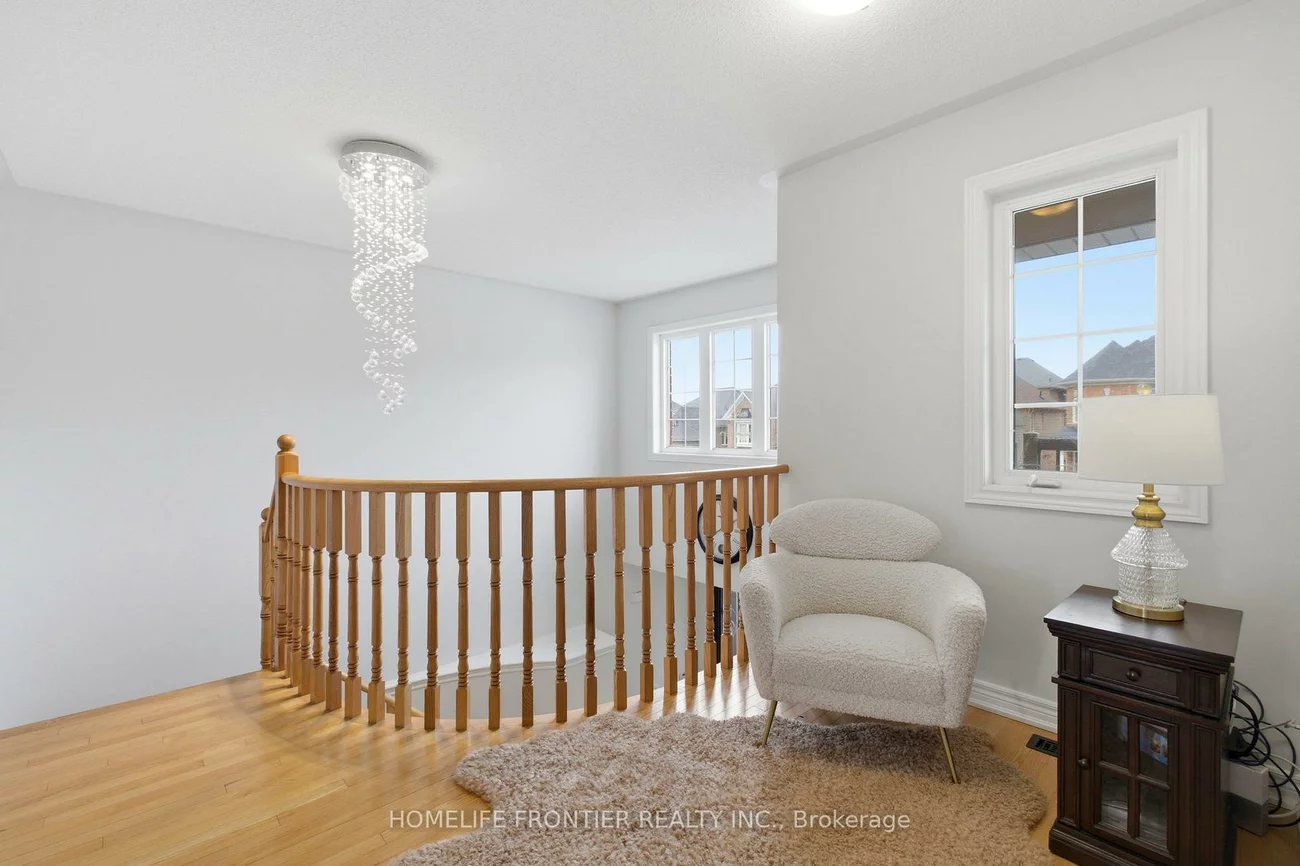 475, Kwapis, Woodland Hill, Newmarket