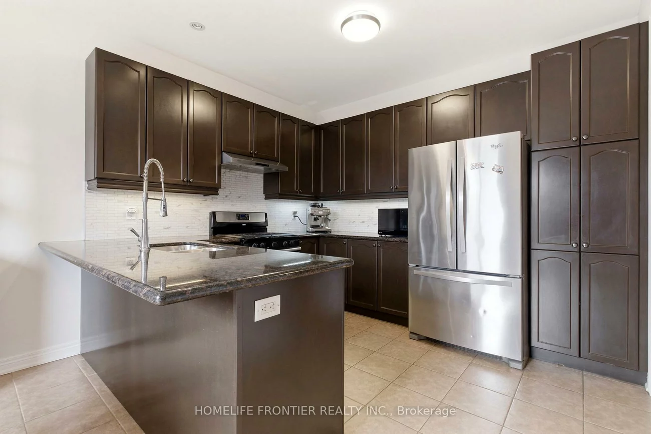 475, Kwapis, Woodland Hill, Newmarket