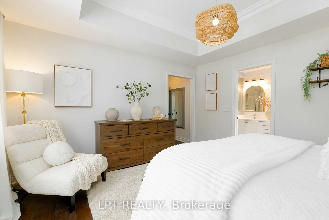 258, Andrew, Central Newmarket, Newmarket