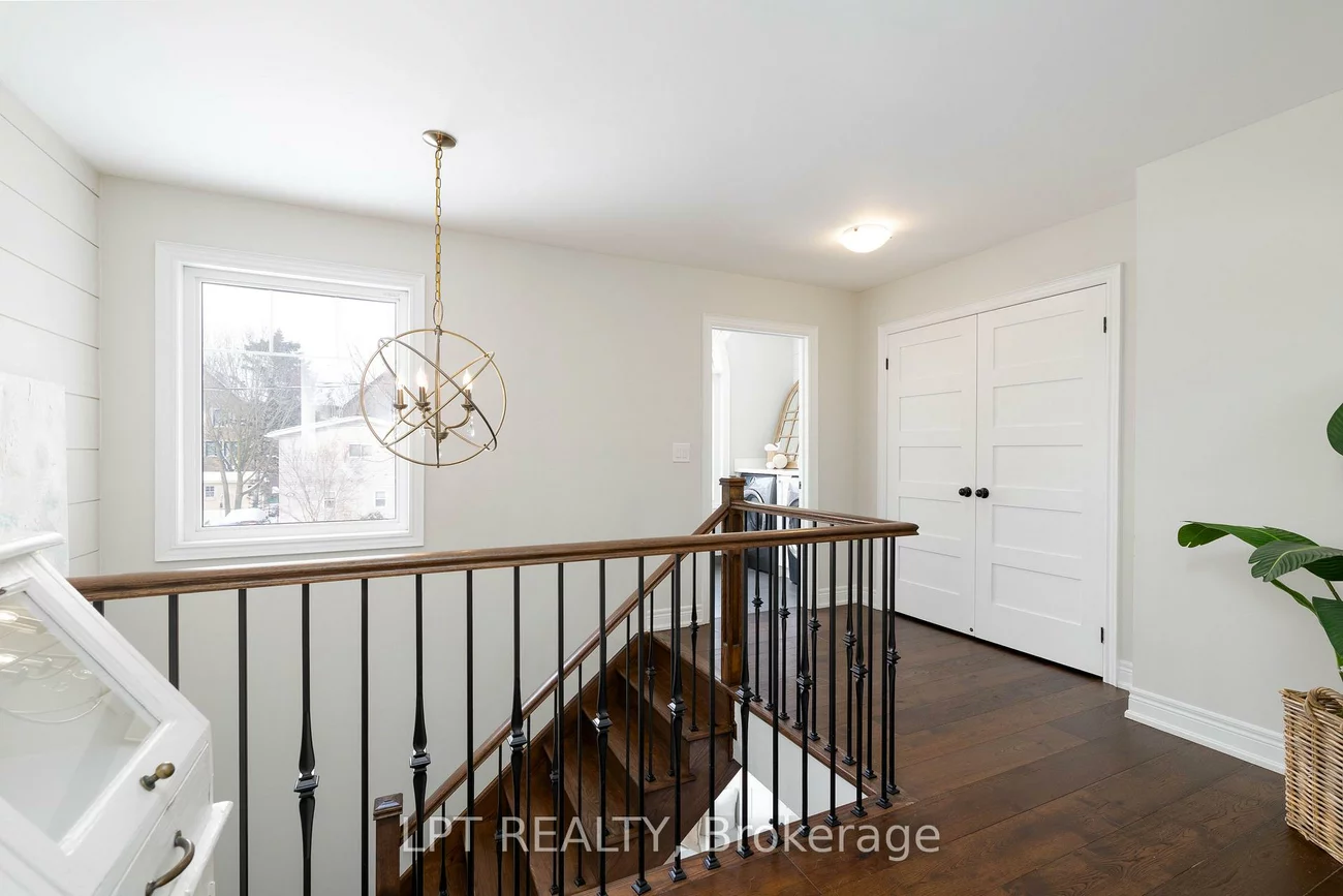 258, Andrew, Central Newmarket, Newmarket