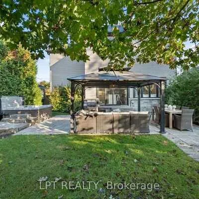 258, Andrew, Central Newmarket, Newmarket