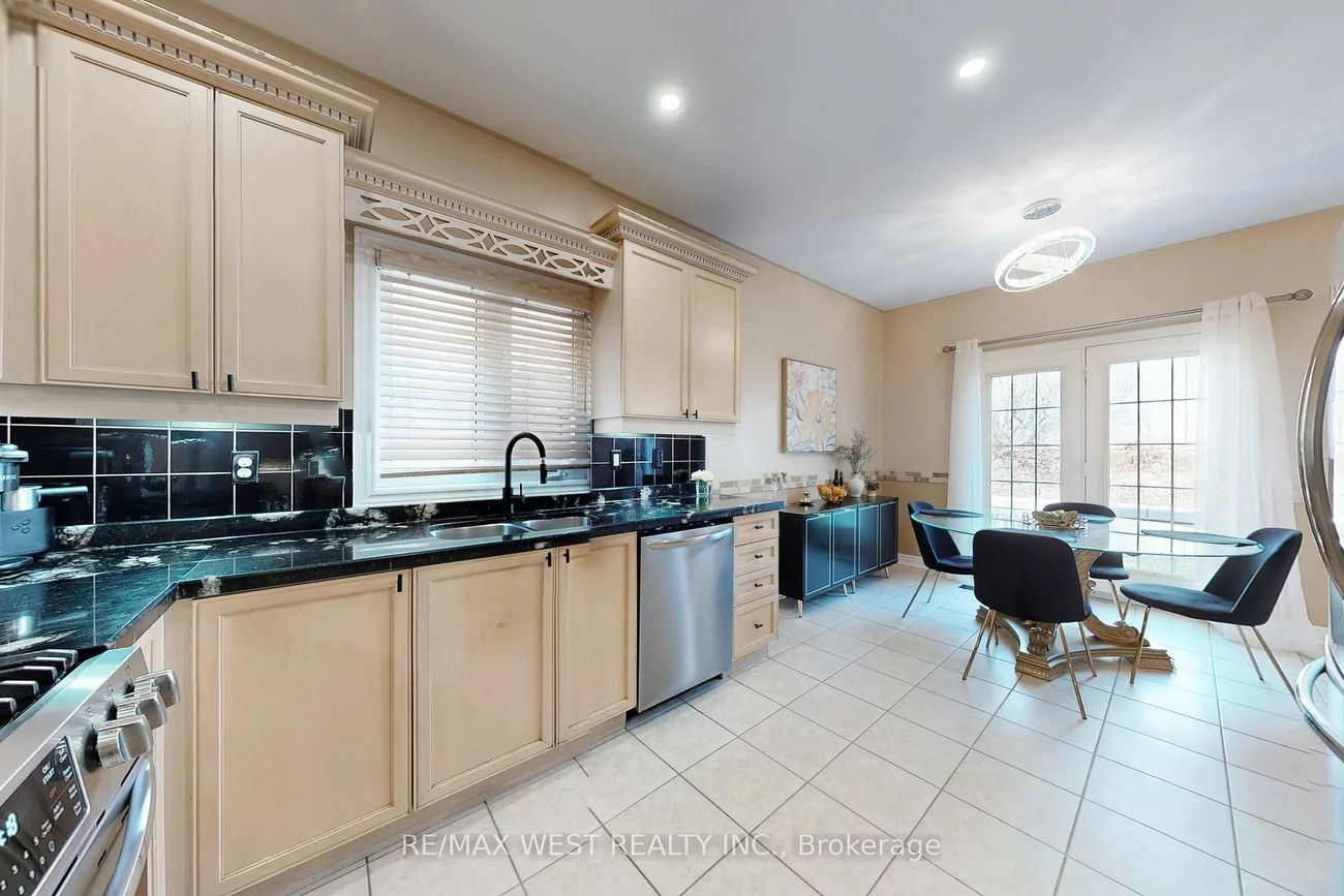 338, Mcbride, Summerhill Estates, Newmarket