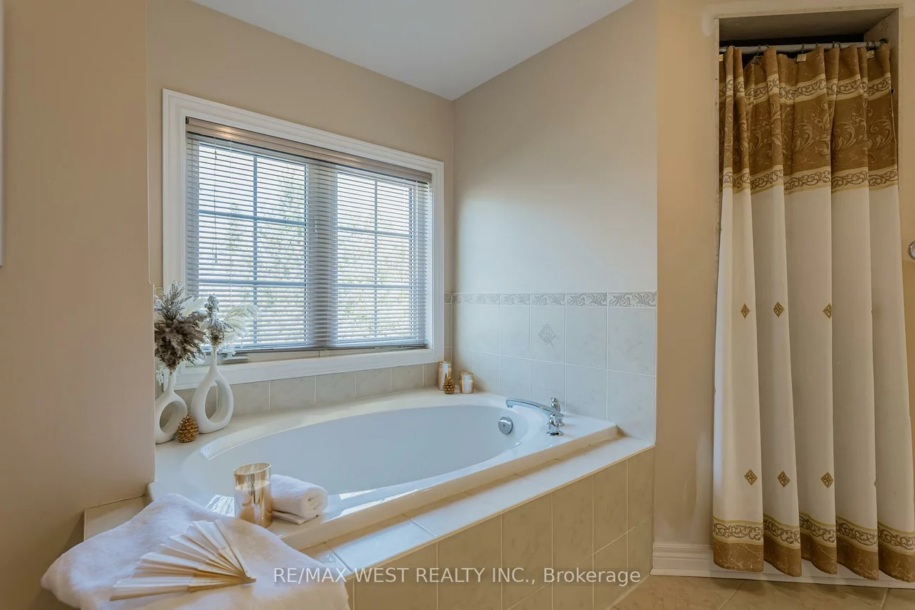 338, Mcbride, Summerhill Estates, Newmarket