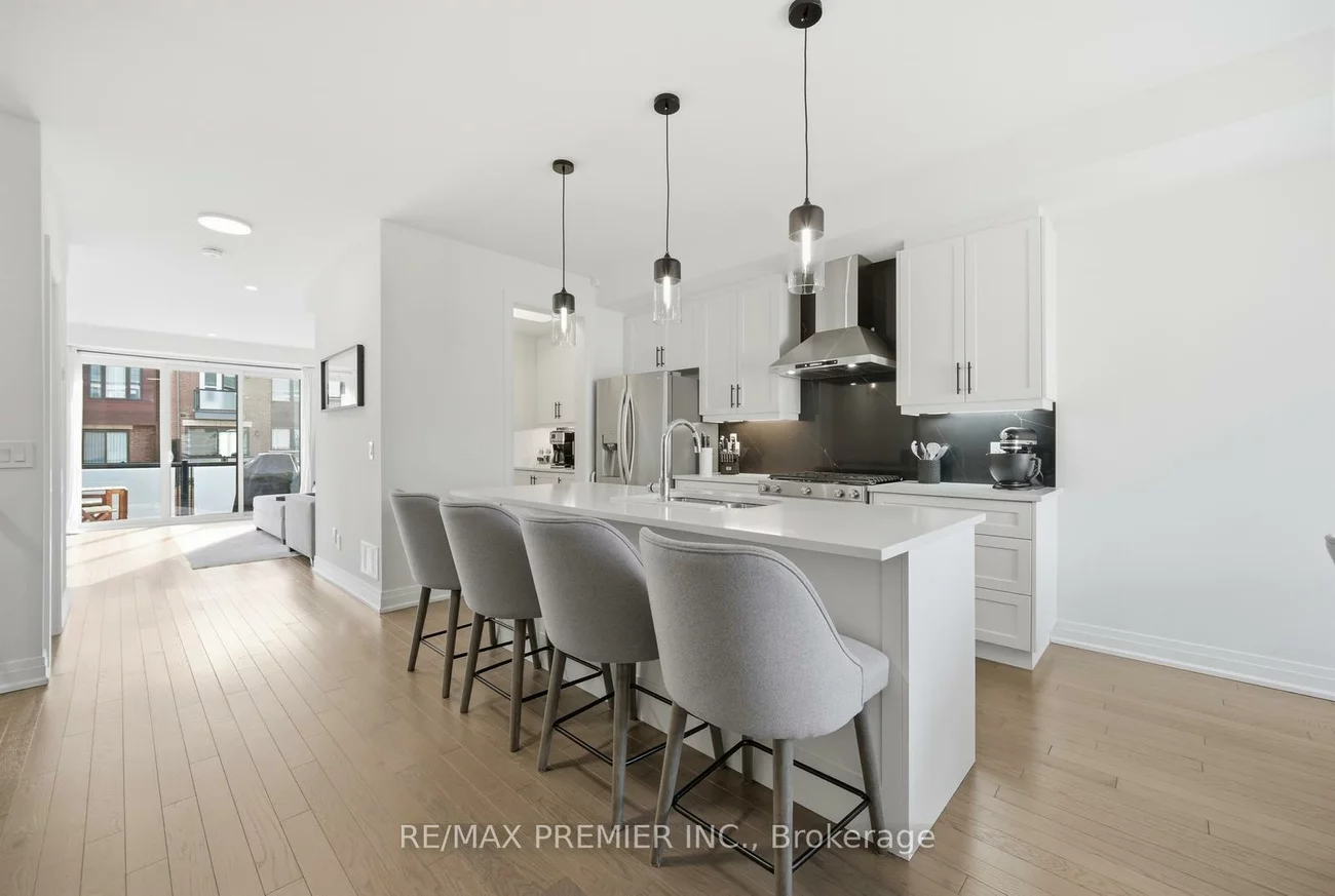 229, Vermont, Summerhill Estates, Newmarket