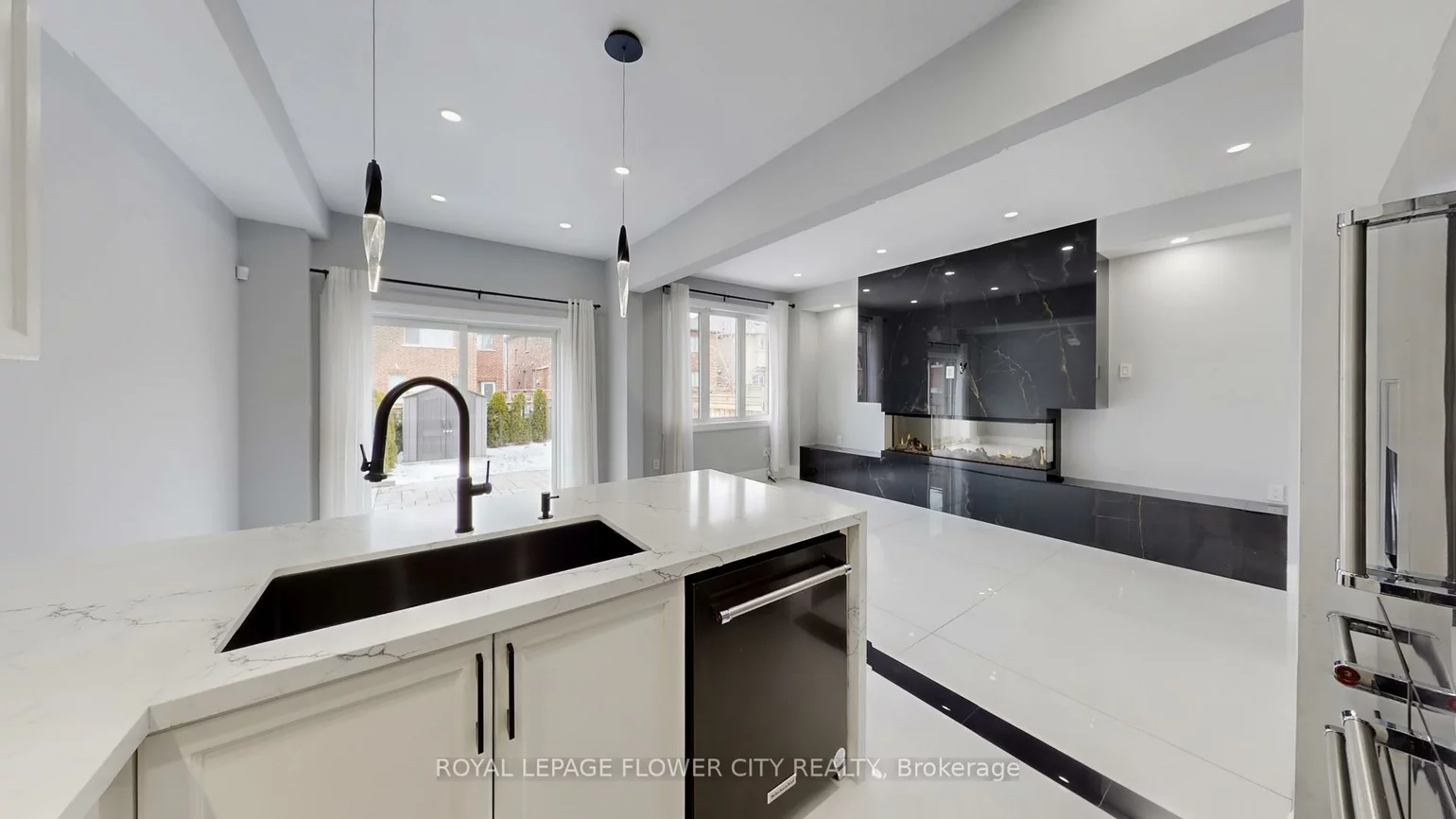 642, Sweetwater, Glenway Estates, Newmarket