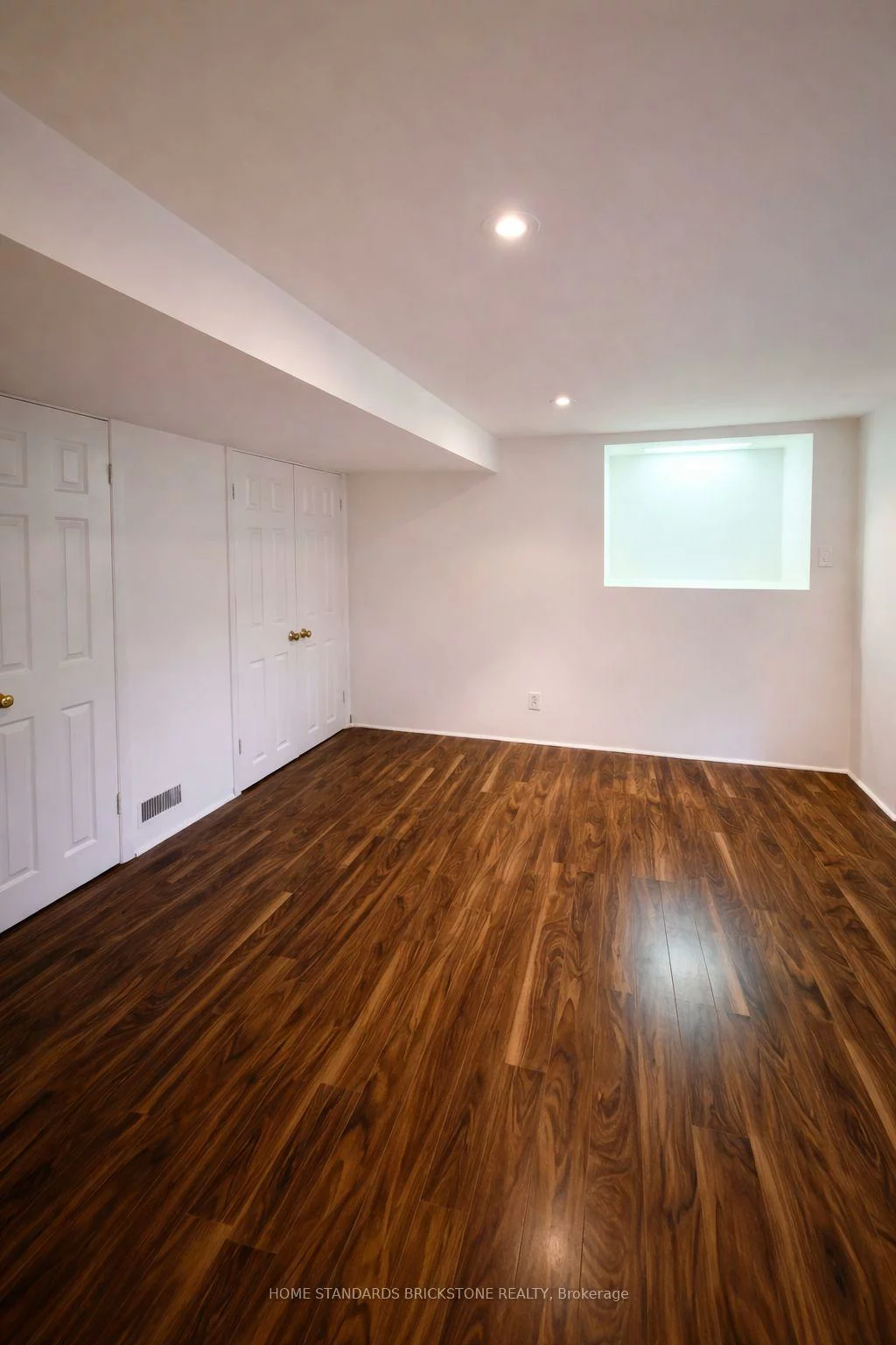 122, Lowe, Huron Heights-Leslie Valley, Newmarket