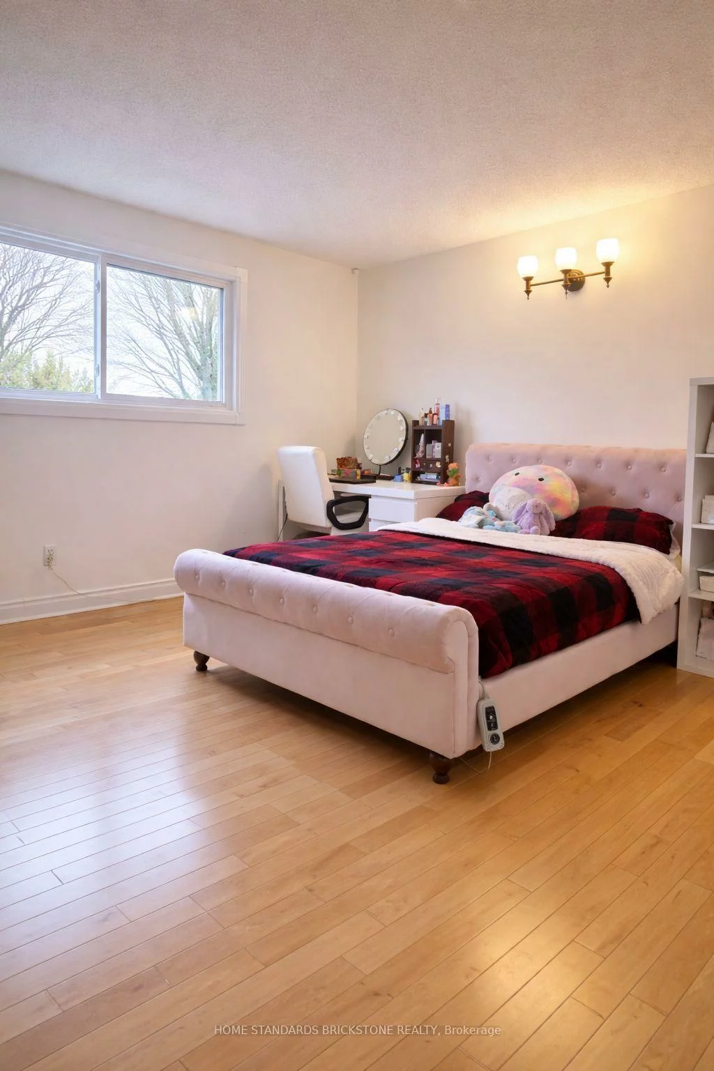 122, Lowe, Huron Heights-Leslie Valley, Newmarket