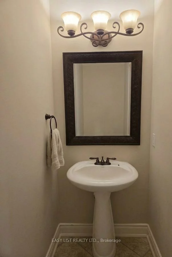 374, Dowson, Woodland Hill, Newmarket