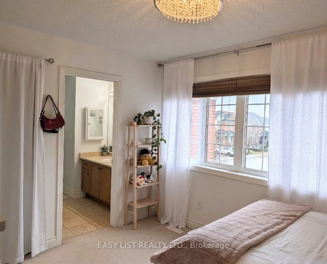 374, Dowson, Woodland Hill, Newmarket