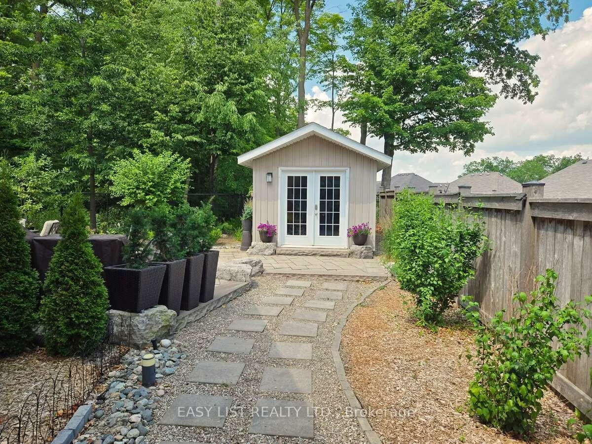 374, Dowson, Woodland Hill, Newmarket