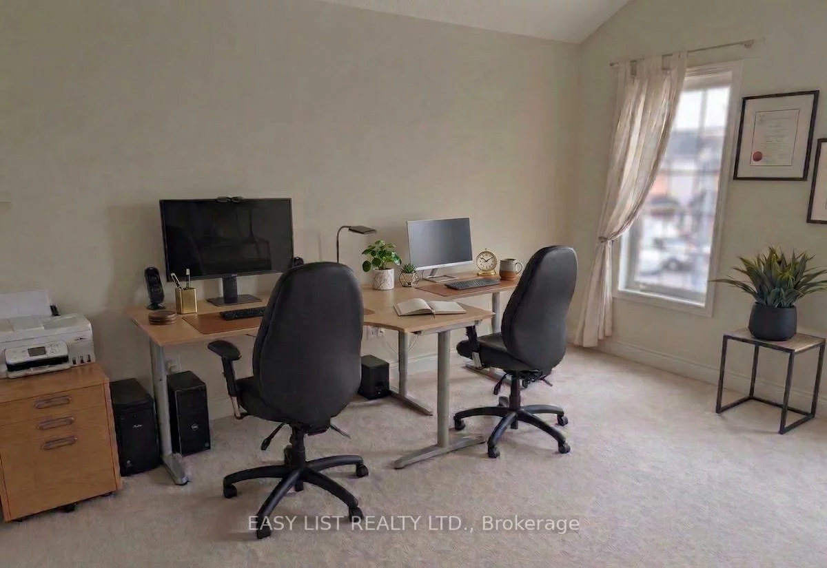 374, Dowson, Woodland Hill, Newmarket