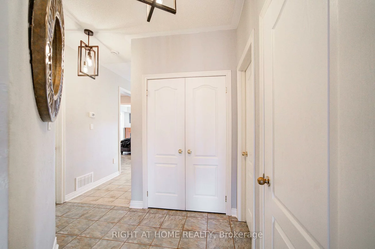 740, Colter, Summerhill Estates, Newmarket