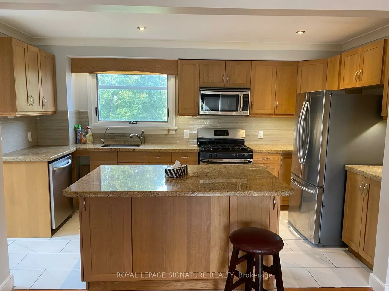 459, Dixon, Central Newmarket, Newmarket