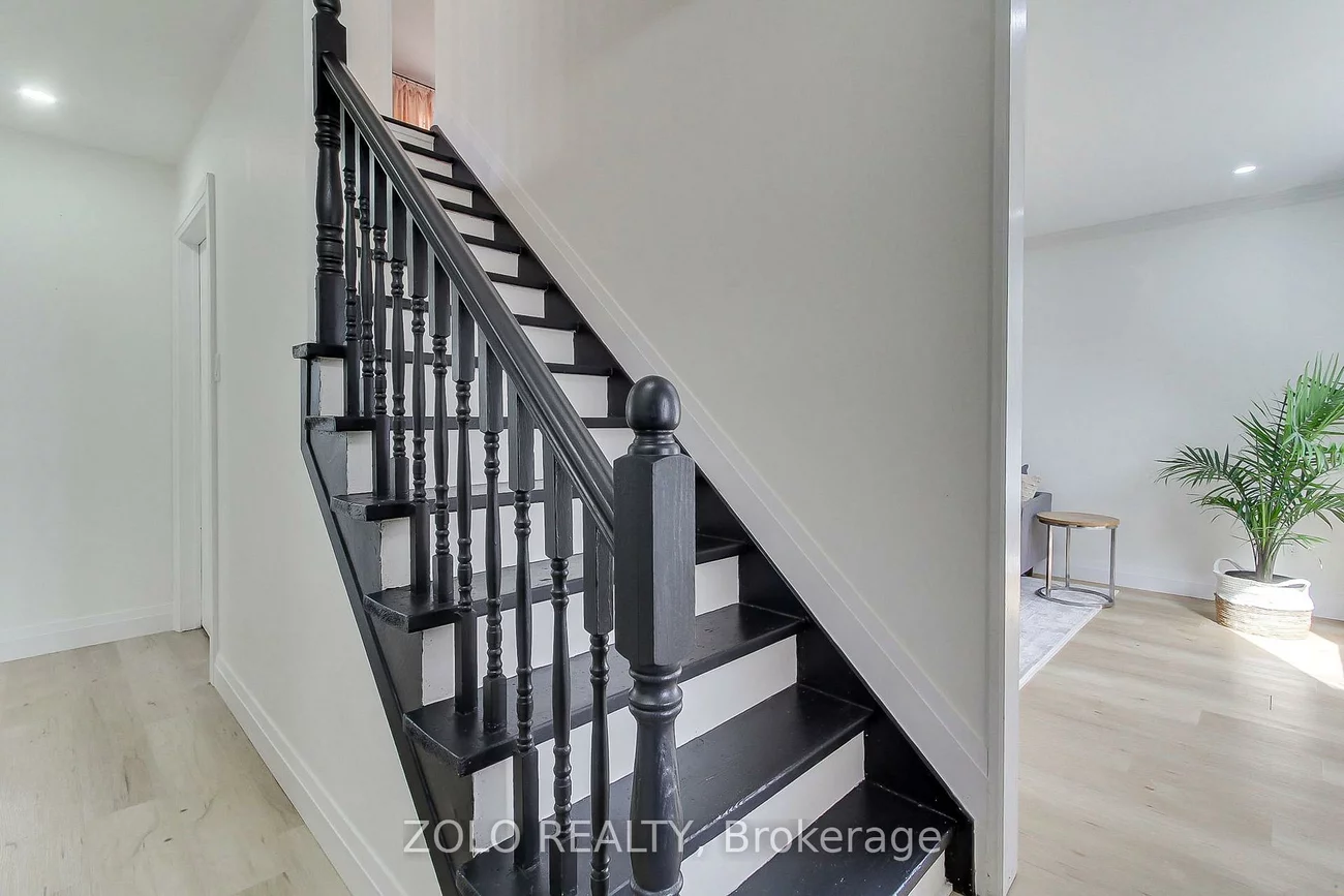 388, Terry, Central Newmarket, Newmarket