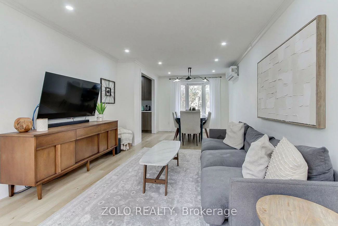 388, Terry, Central Newmarket, Newmarket