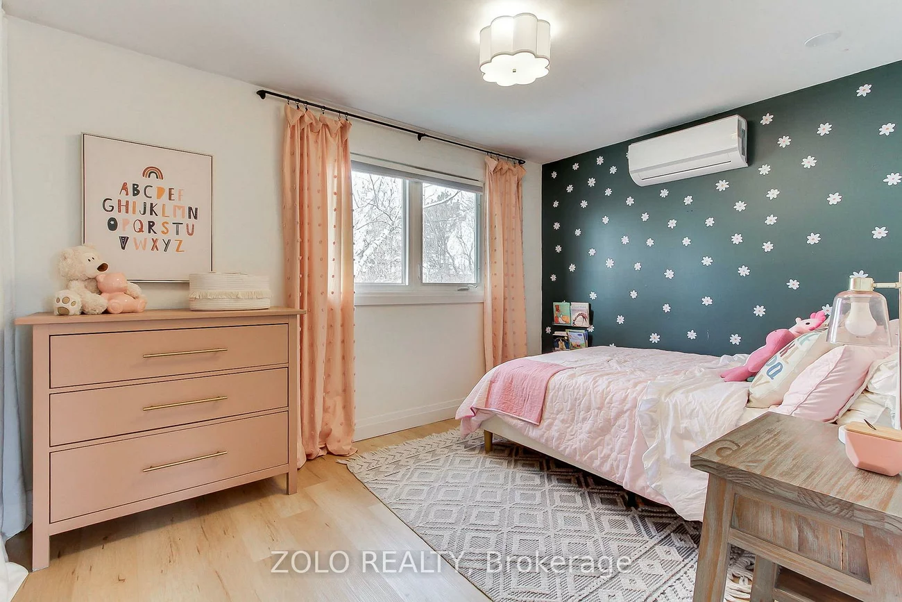 388, Terry, Central Newmarket, Newmarket