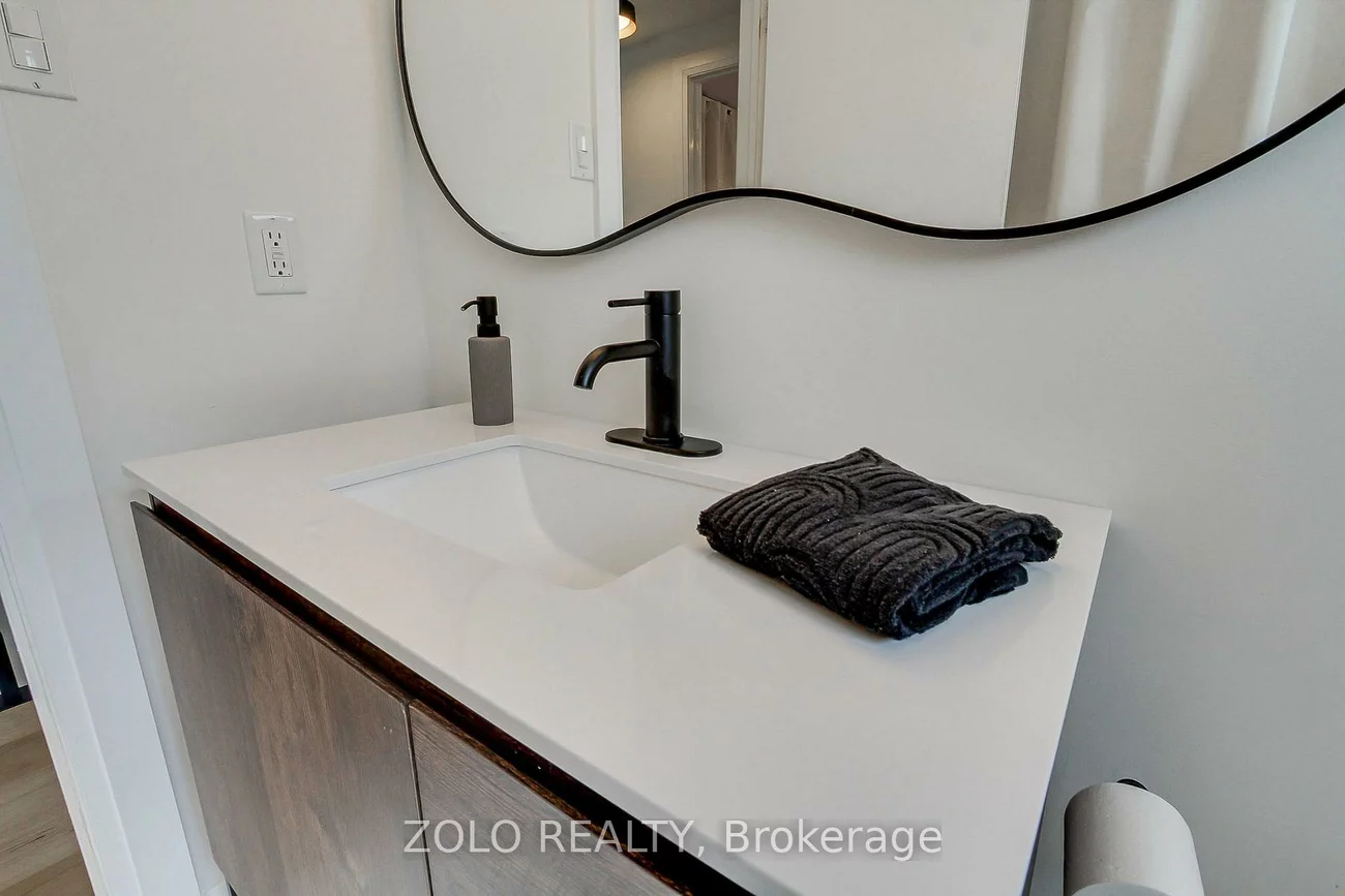 388, Terry, Central Newmarket, Newmarket