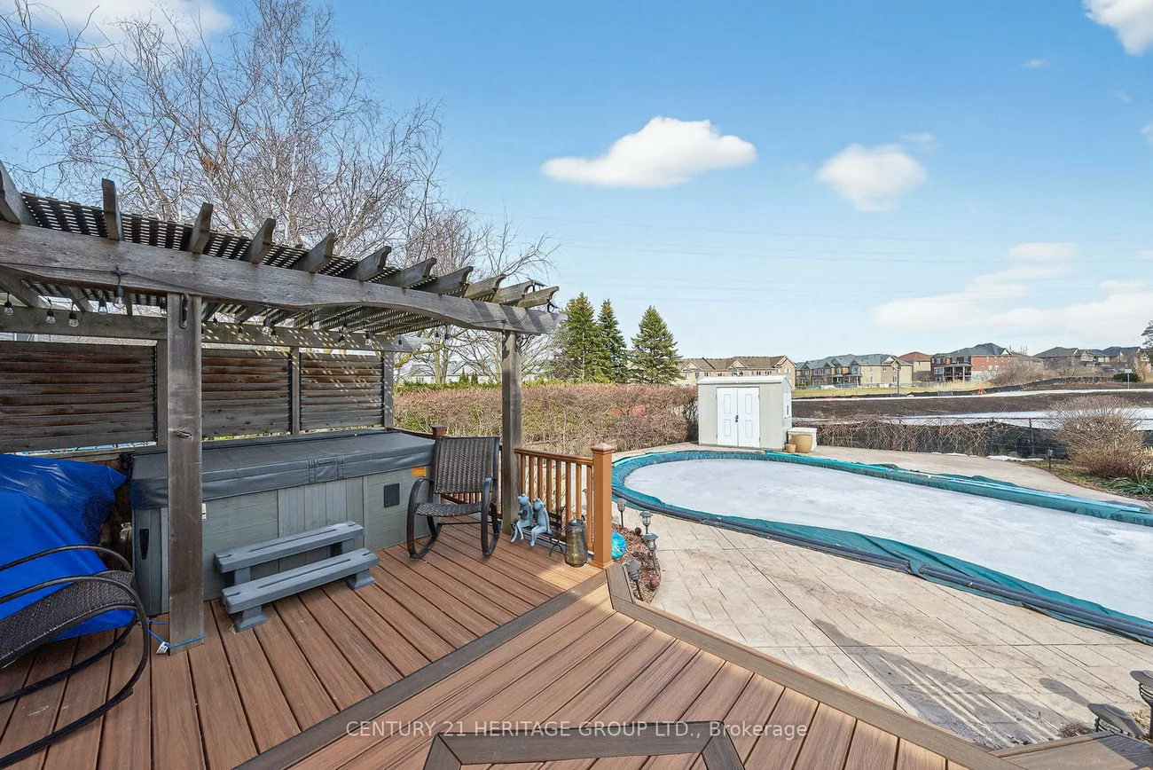 483, Alex Doner, Glenway Estates, Newmarket