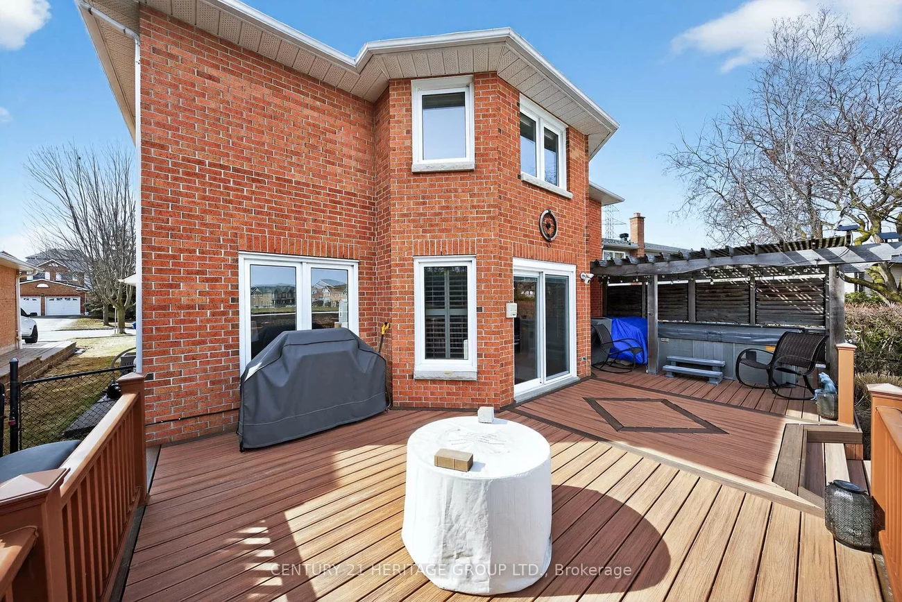 483, Alex Doner, Glenway Estates, Newmarket