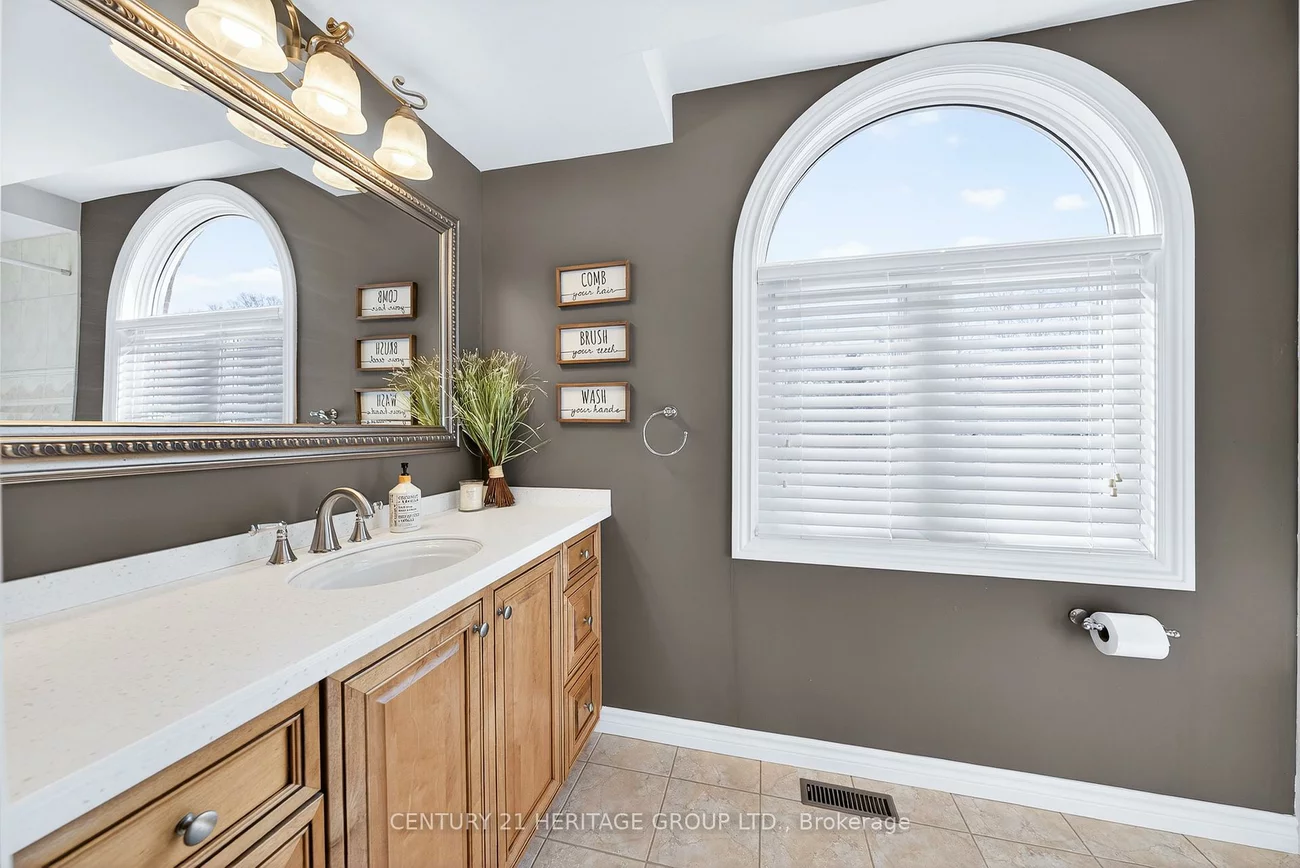 483, Alex Doner, Glenway Estates, Newmarket