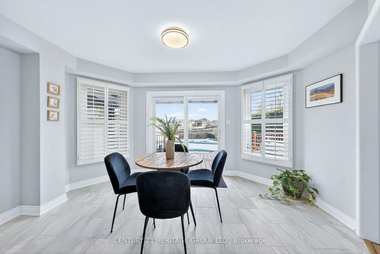 483, Alex Doner, Glenway Estates, Newmarket