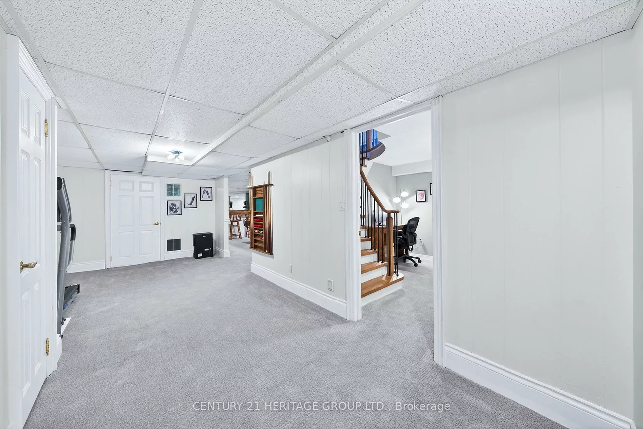 483, Alex Doner, Glenway Estates, Newmarket