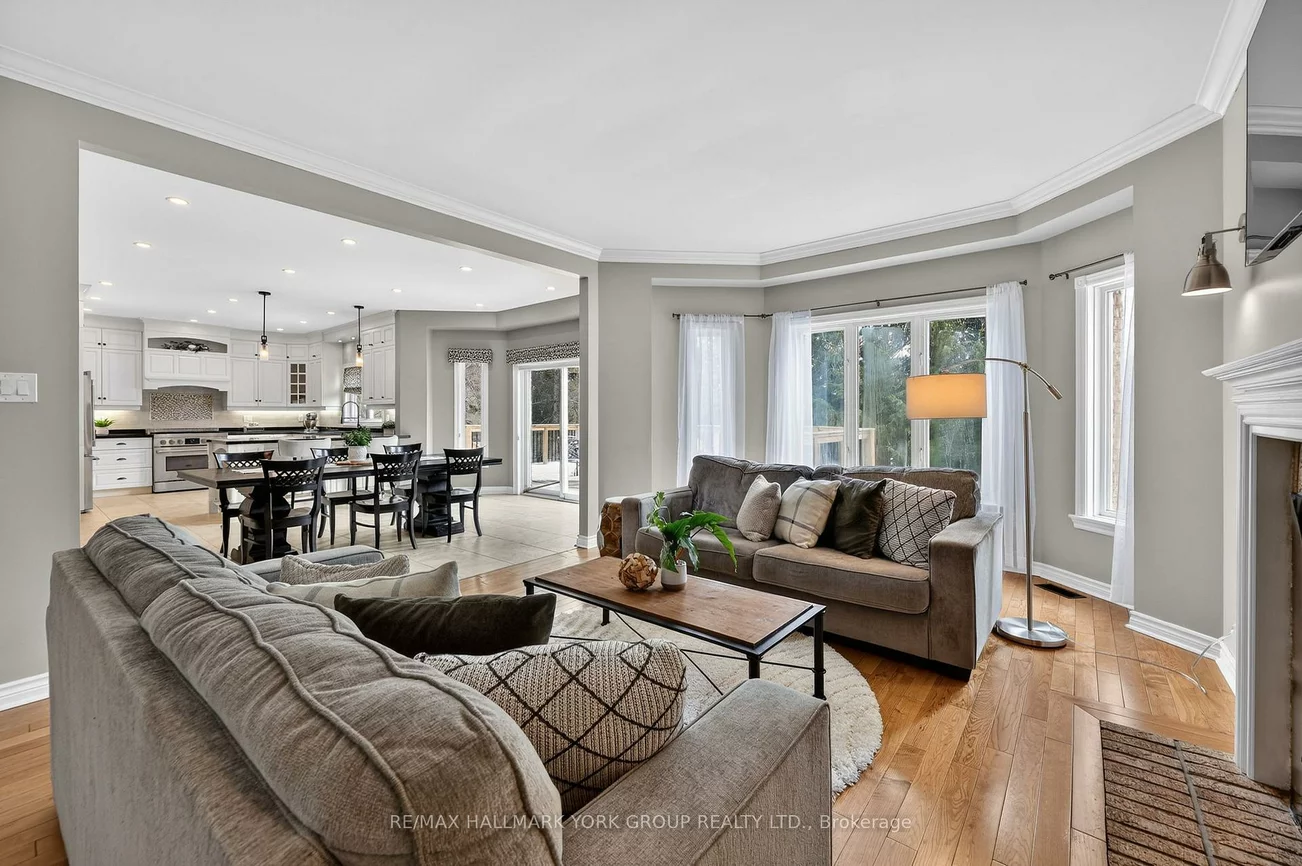 290, Binns, Glenway Estates, Newmarket