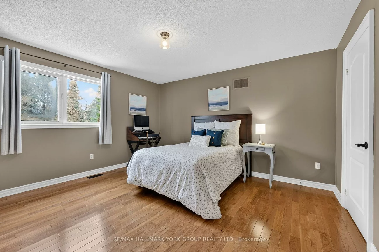 290, Binns, Glenway Estates, Newmarket