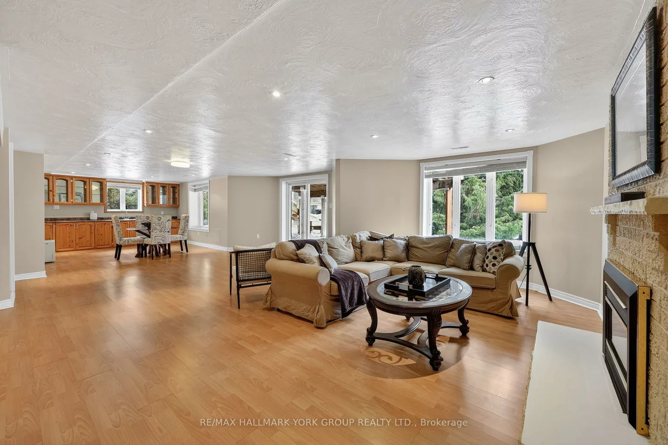 290, Binns, Glenway Estates, Newmarket