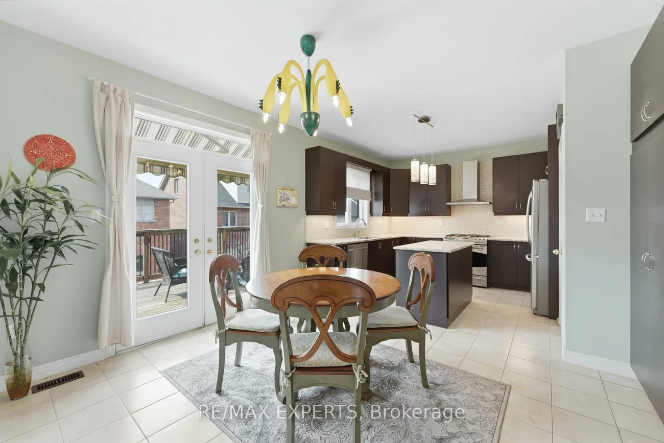 847, Memorial, Stonehaven-Wyndham, Newmarket