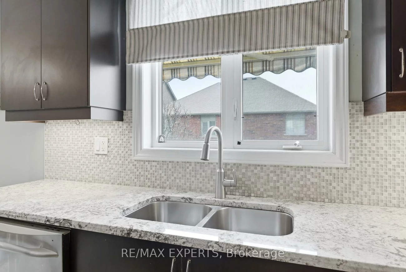 847, Memorial, Stonehaven-Wyndham, Newmarket