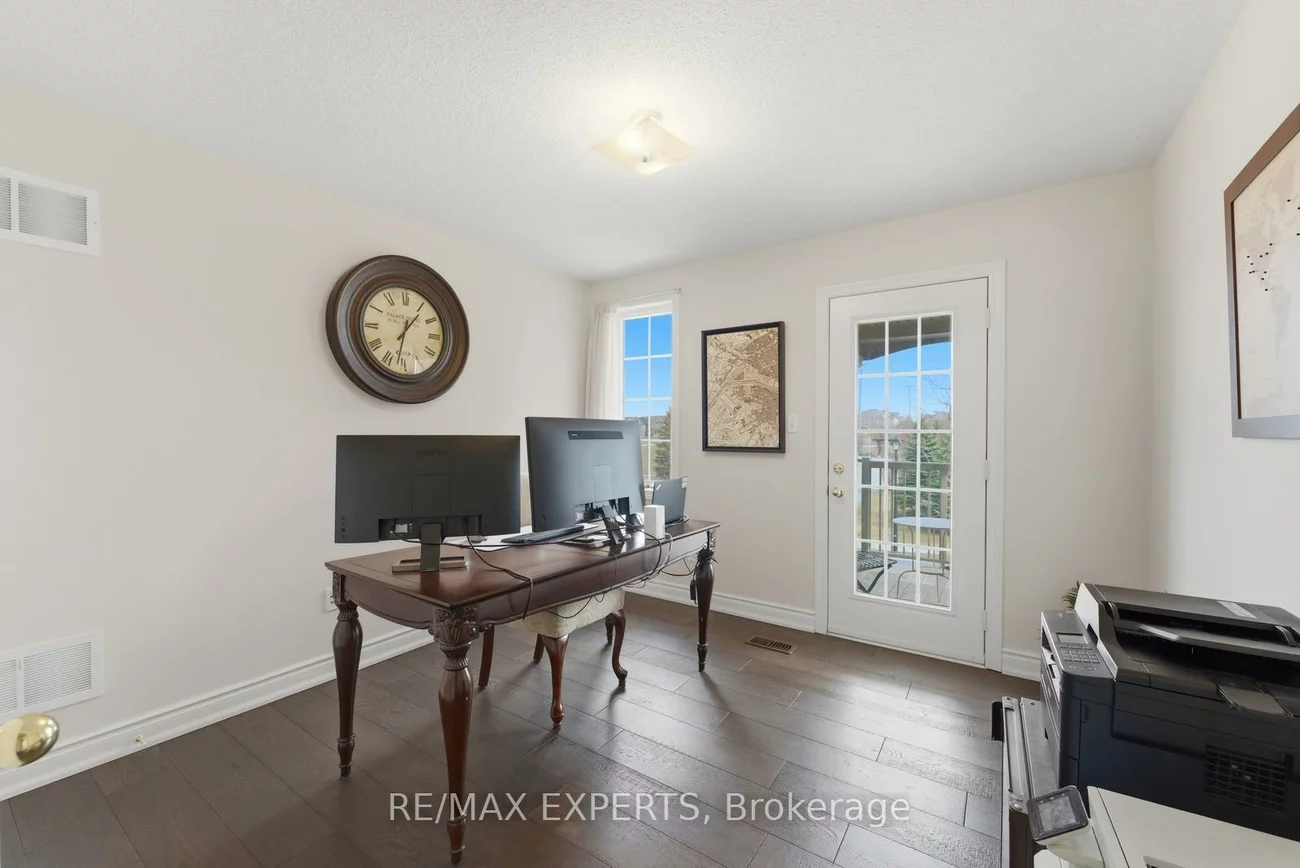 847, Memorial, Stonehaven-Wyndham, Newmarket