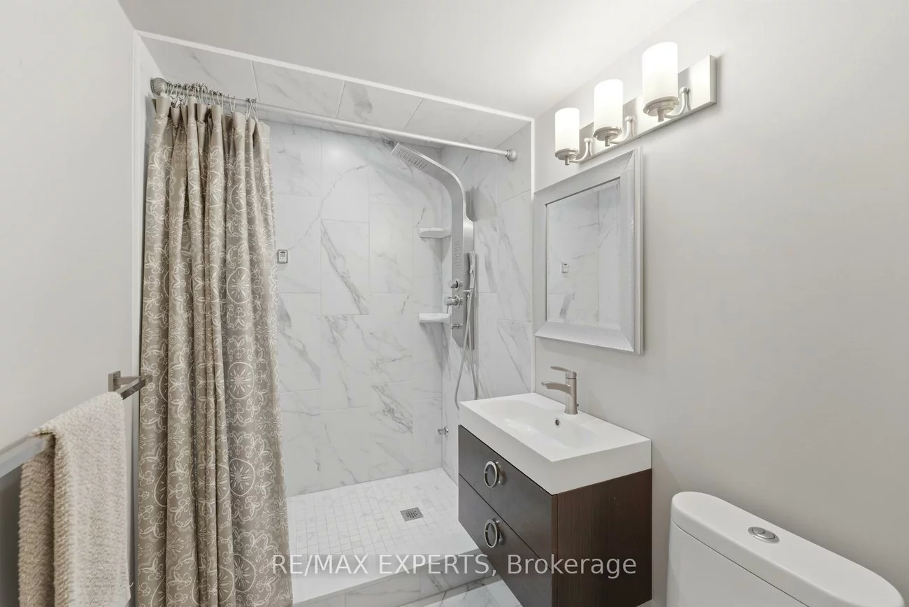 847, Memorial, Stonehaven-Wyndham, Newmarket