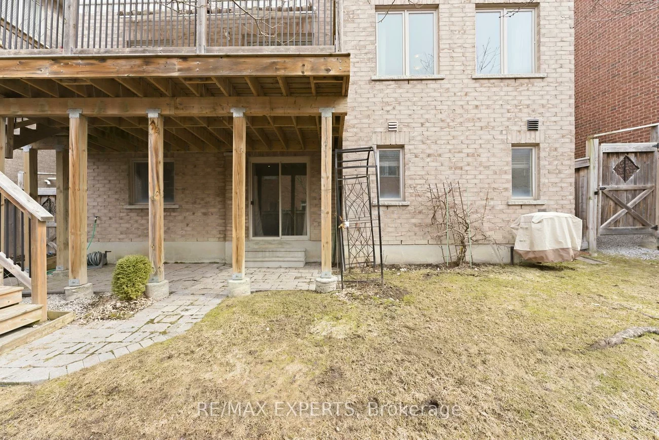 847, Memorial, Stonehaven-Wyndham, Newmarket