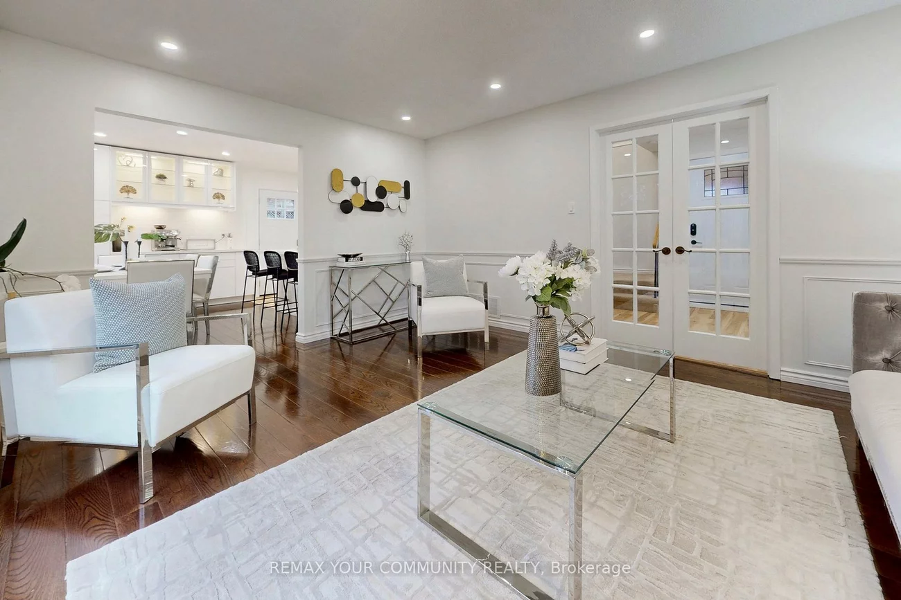 101, Ashton, Huron Heights-Leslie Valley, Newmarket