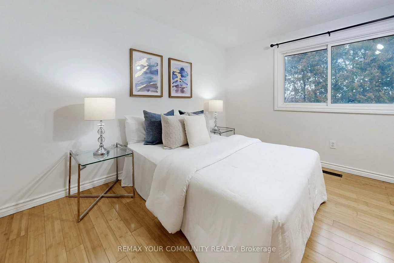 101, Ashton, Huron Heights-Leslie Valley, Newmarket