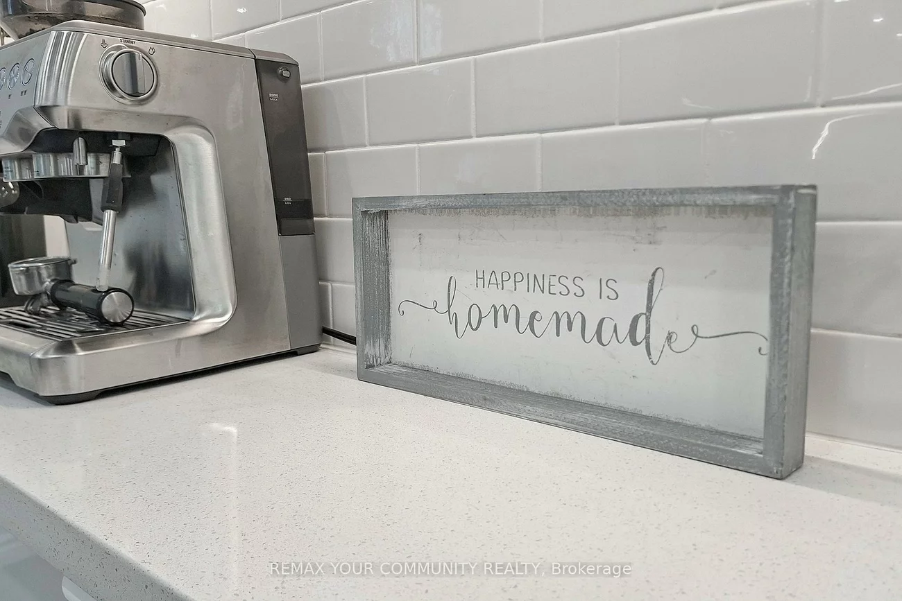 101, Ashton, Huron Heights-Leslie Valley, Newmarket