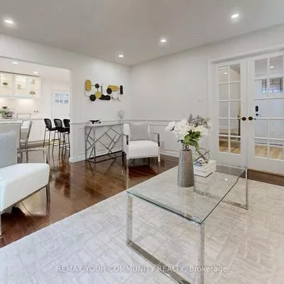 101, Ashton, Huron Heights-Leslie Valley, Newmarket