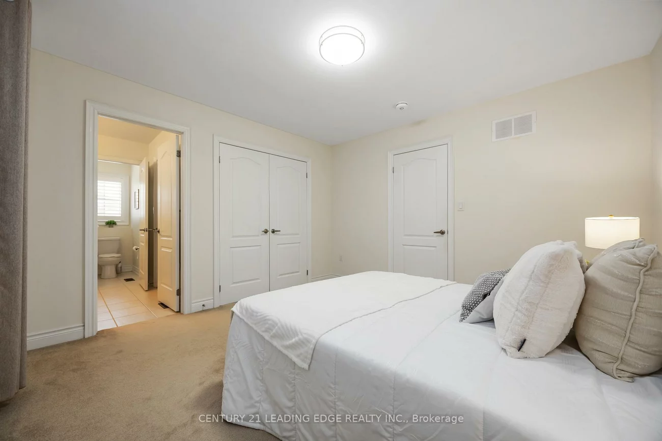 689, Somerville, Stonehaven-Wyndham, Newmarket