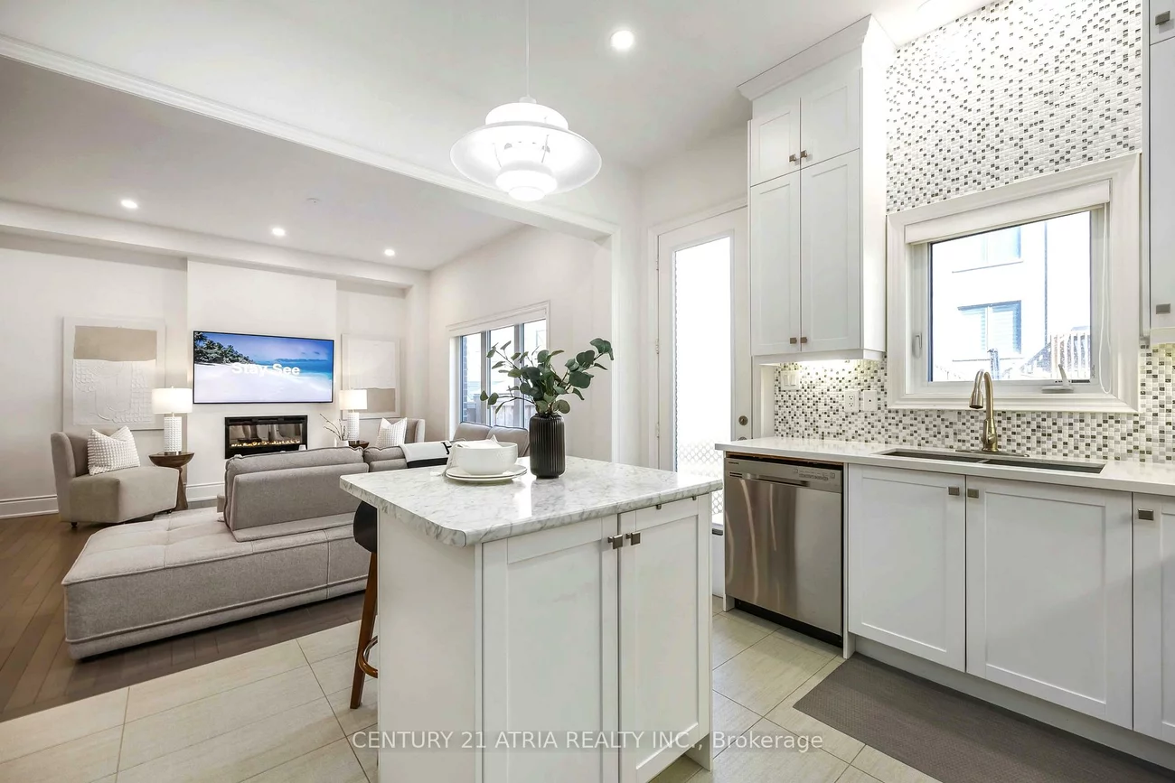 109, Vantage, Woodland Hill, Newmarket