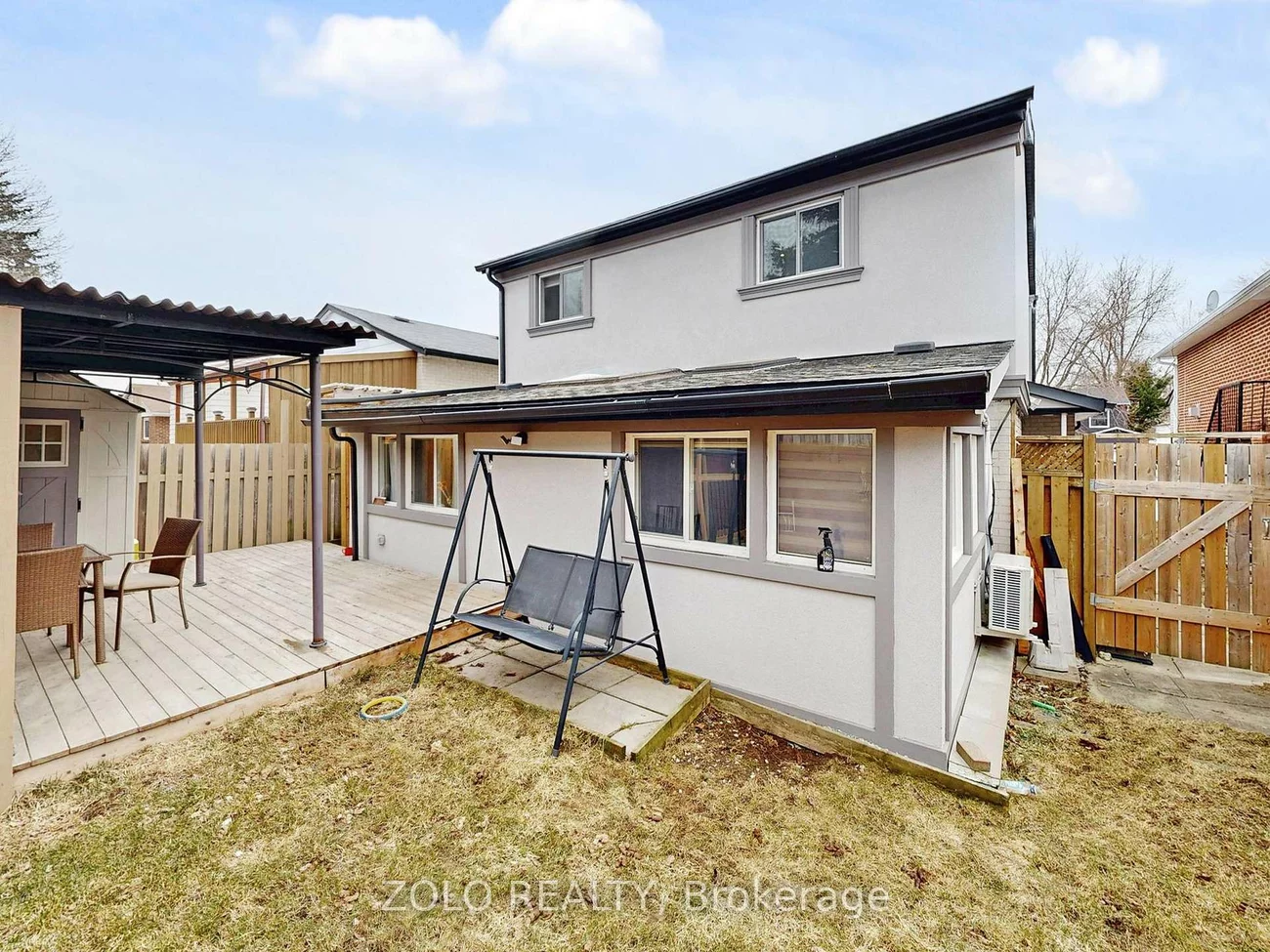 226, Thoms, Central Newmarket, Newmarket