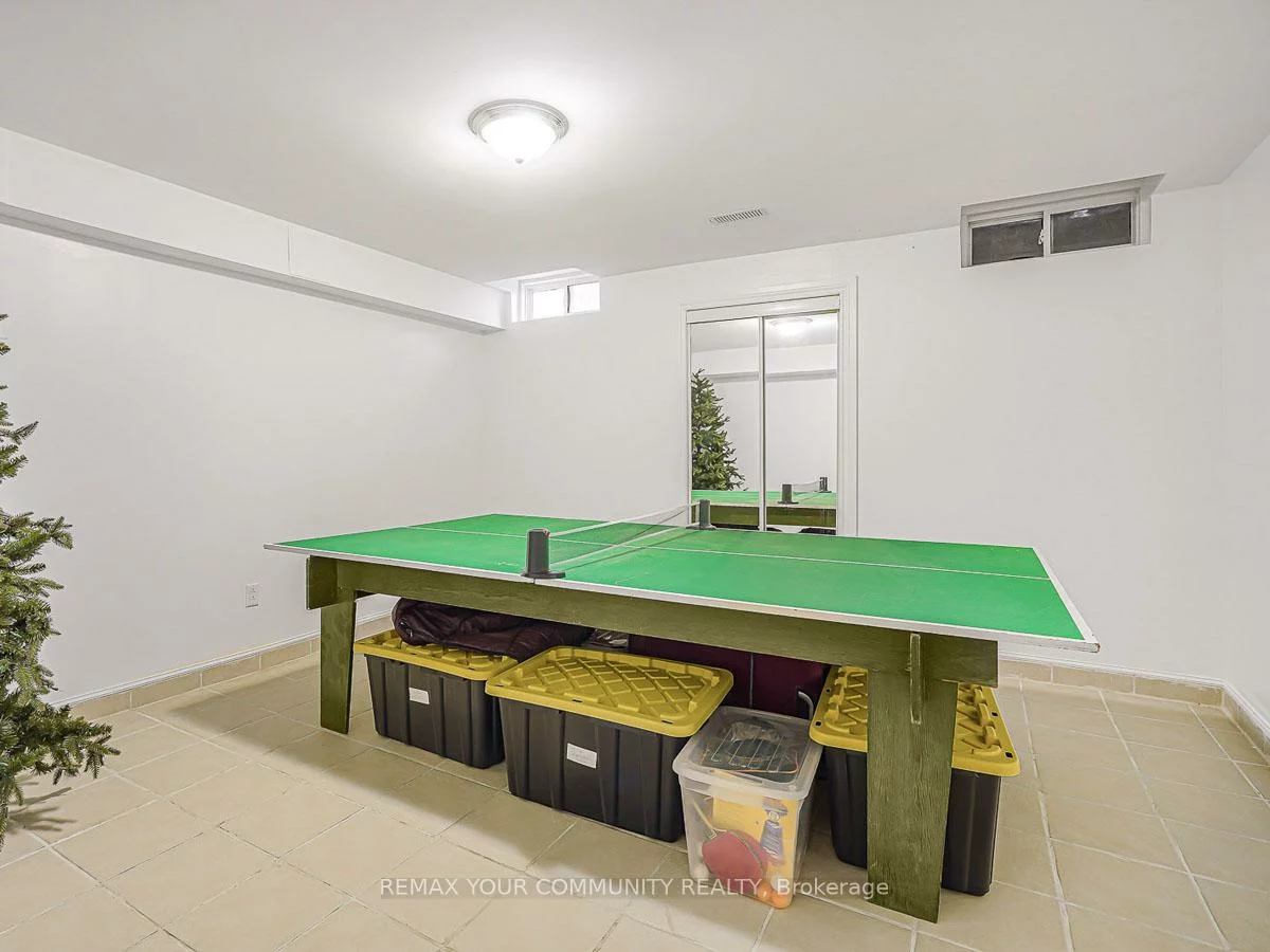 563, Mulock, Gorham-College Manor, Newmarket