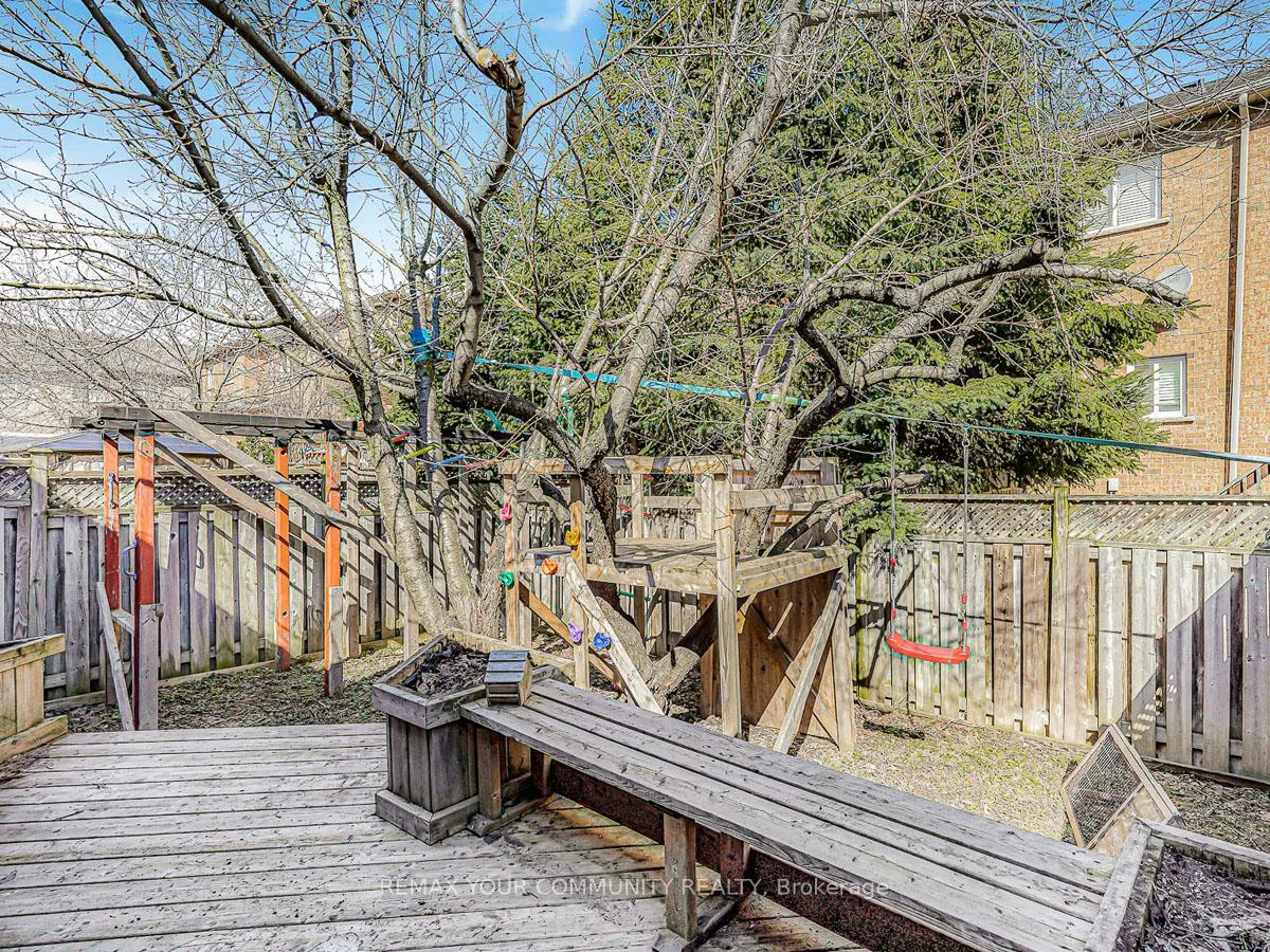 563, Mulock, Gorham-College Manor, Newmarket