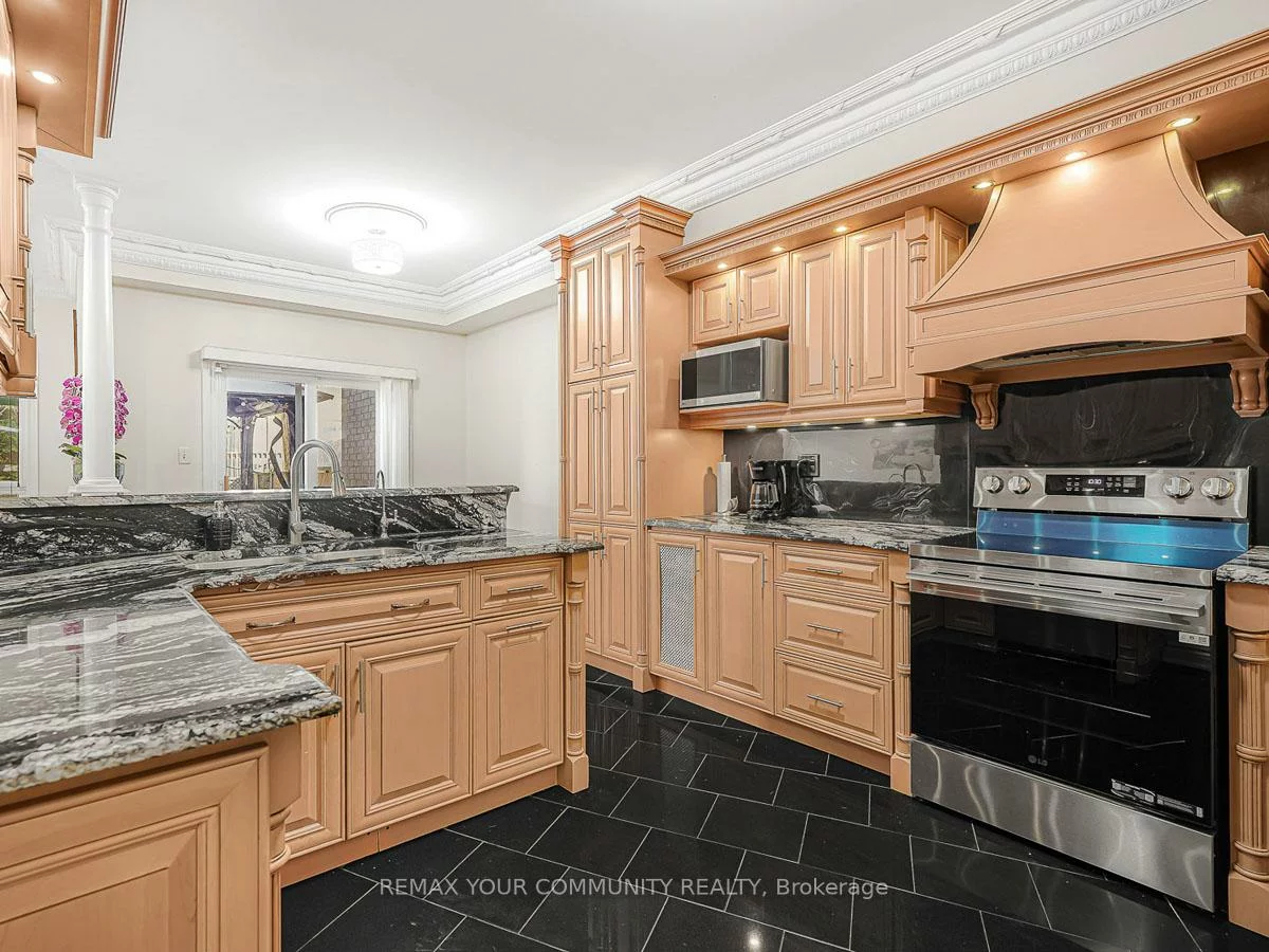 563, Mulock, Gorham-College Manor, Newmarket