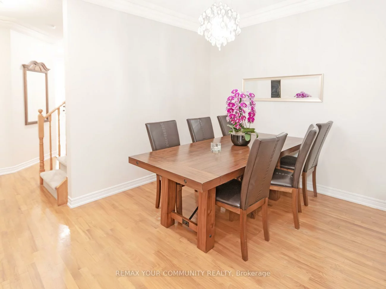 563, Mulock, Gorham-College Manor, Newmarket