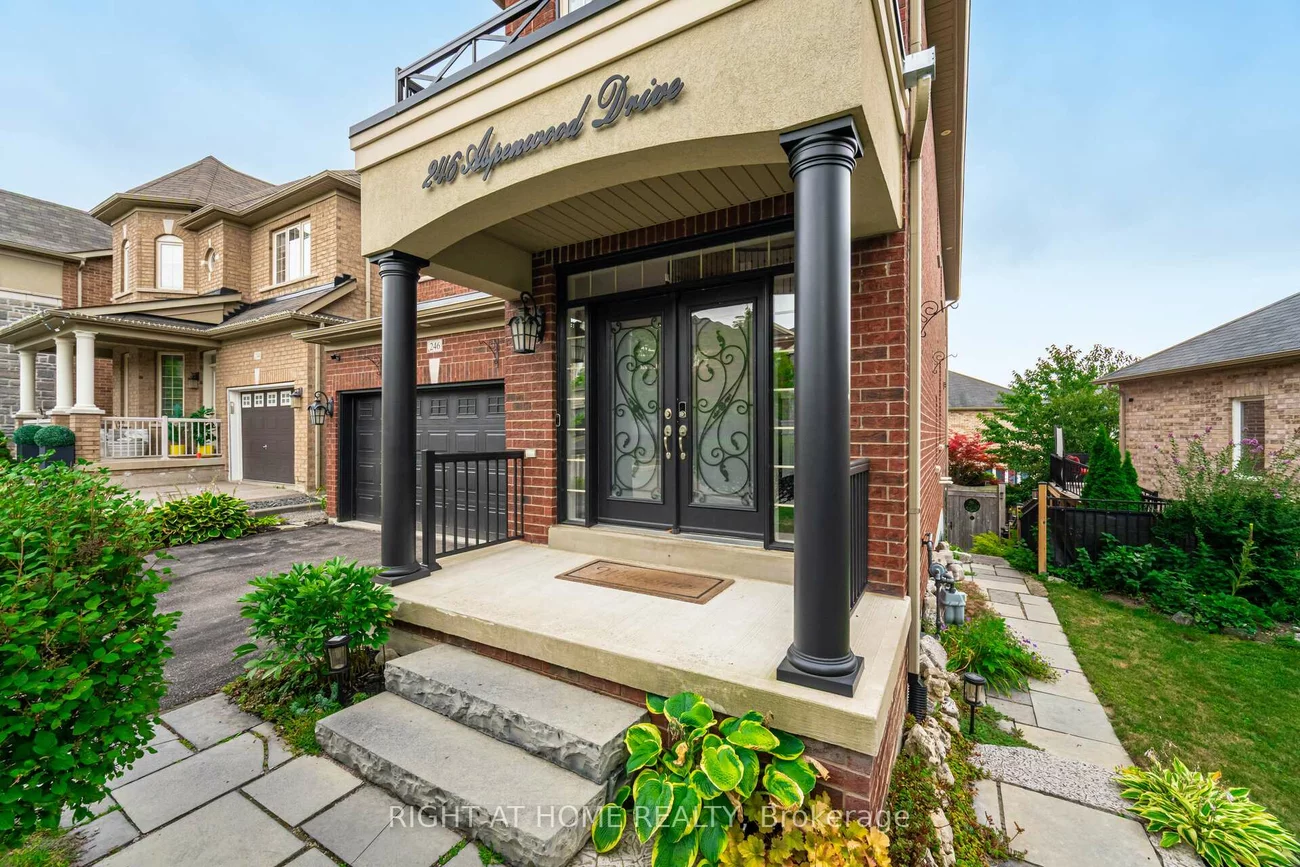 246, Aspenwood, Woodland Hill, Newmarket