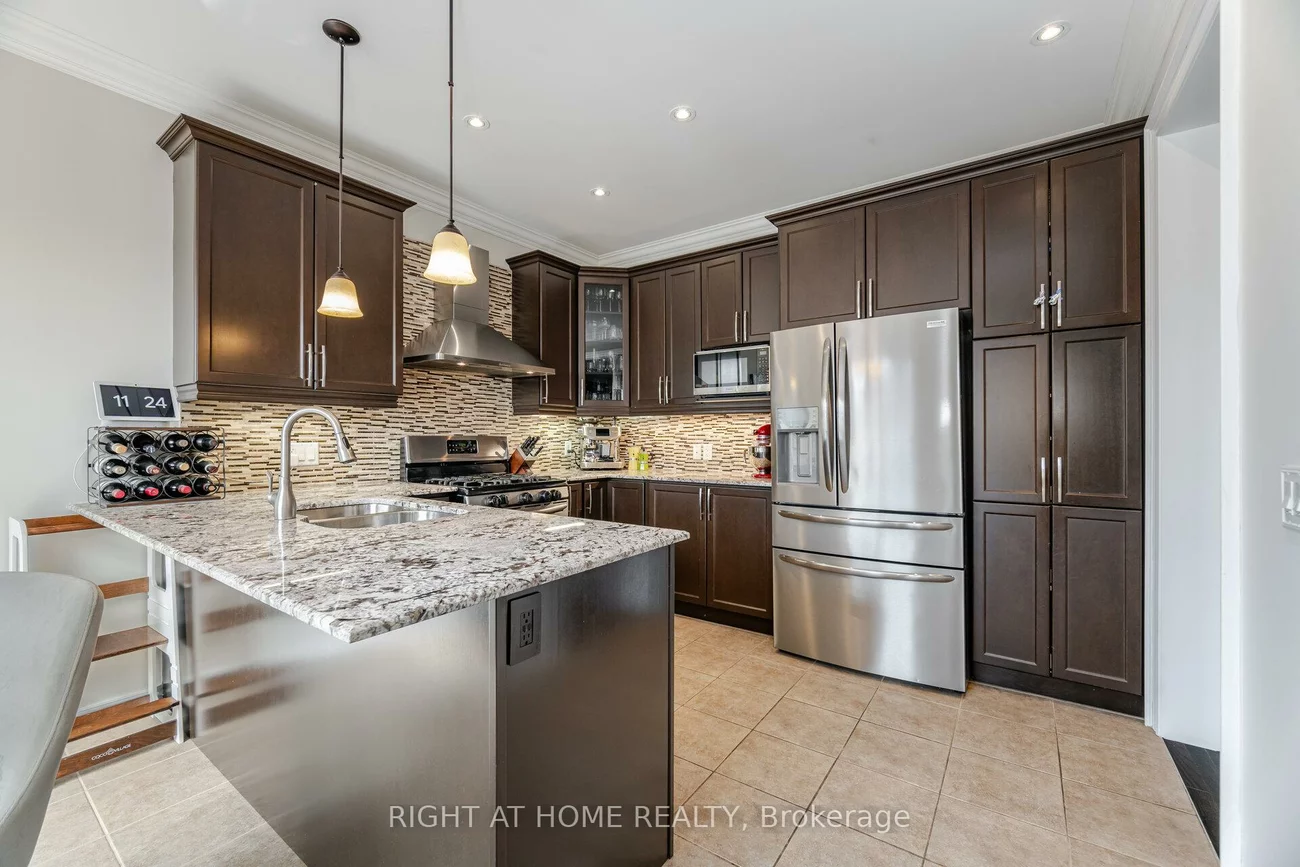 246, Aspenwood, Woodland Hill, Newmarket