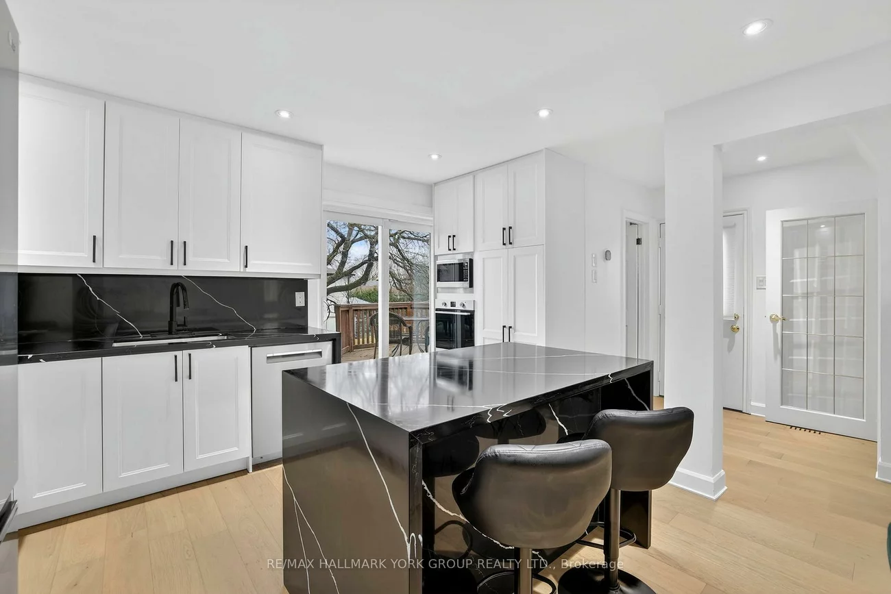 459, Sandford, Central Newmarket, Newmarket