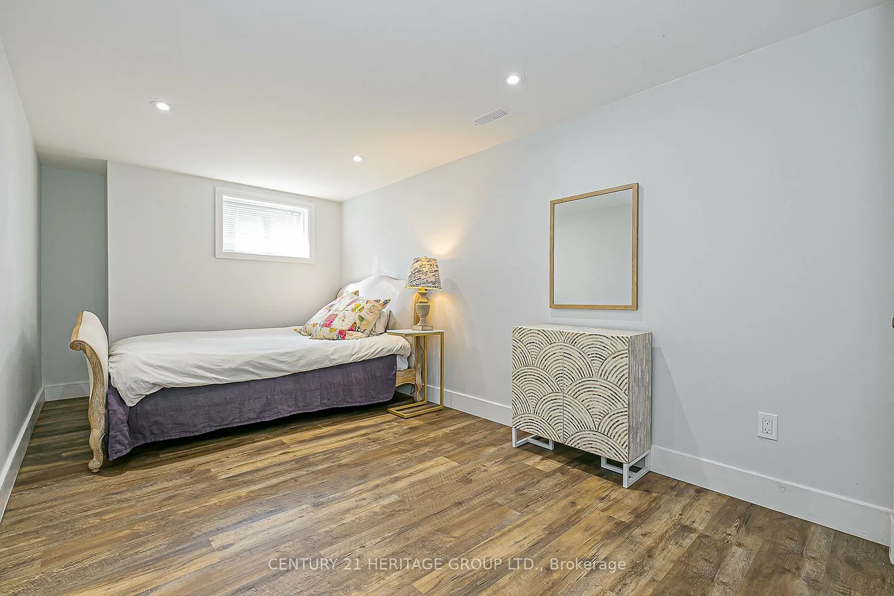 164, Park, Central Newmarket, Newmarket